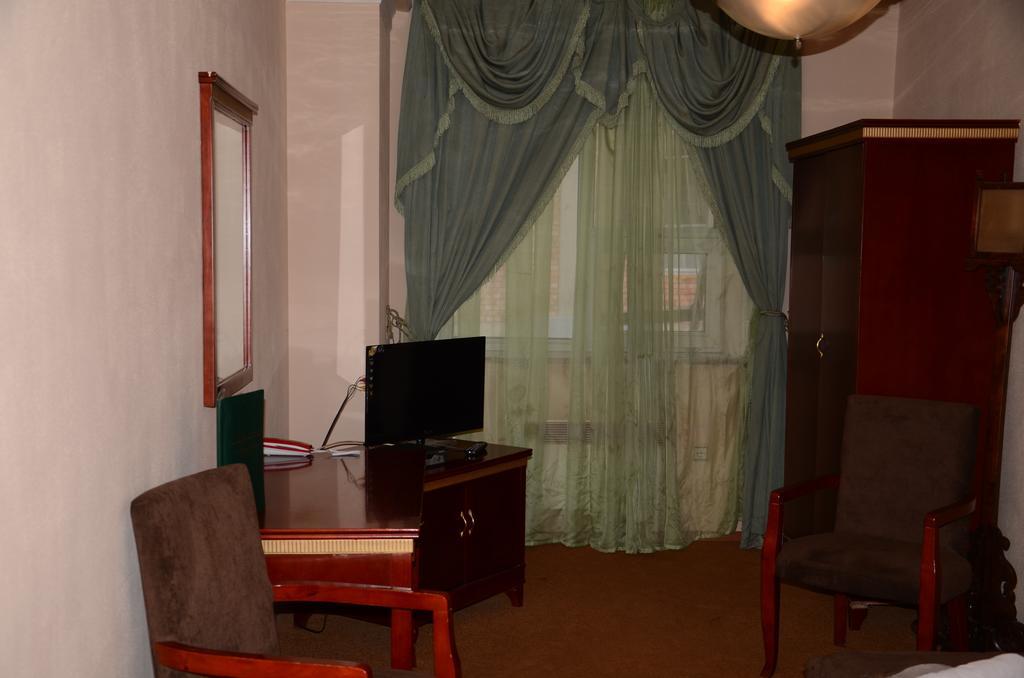 Saryarka Hotel Astana Ruang foto
