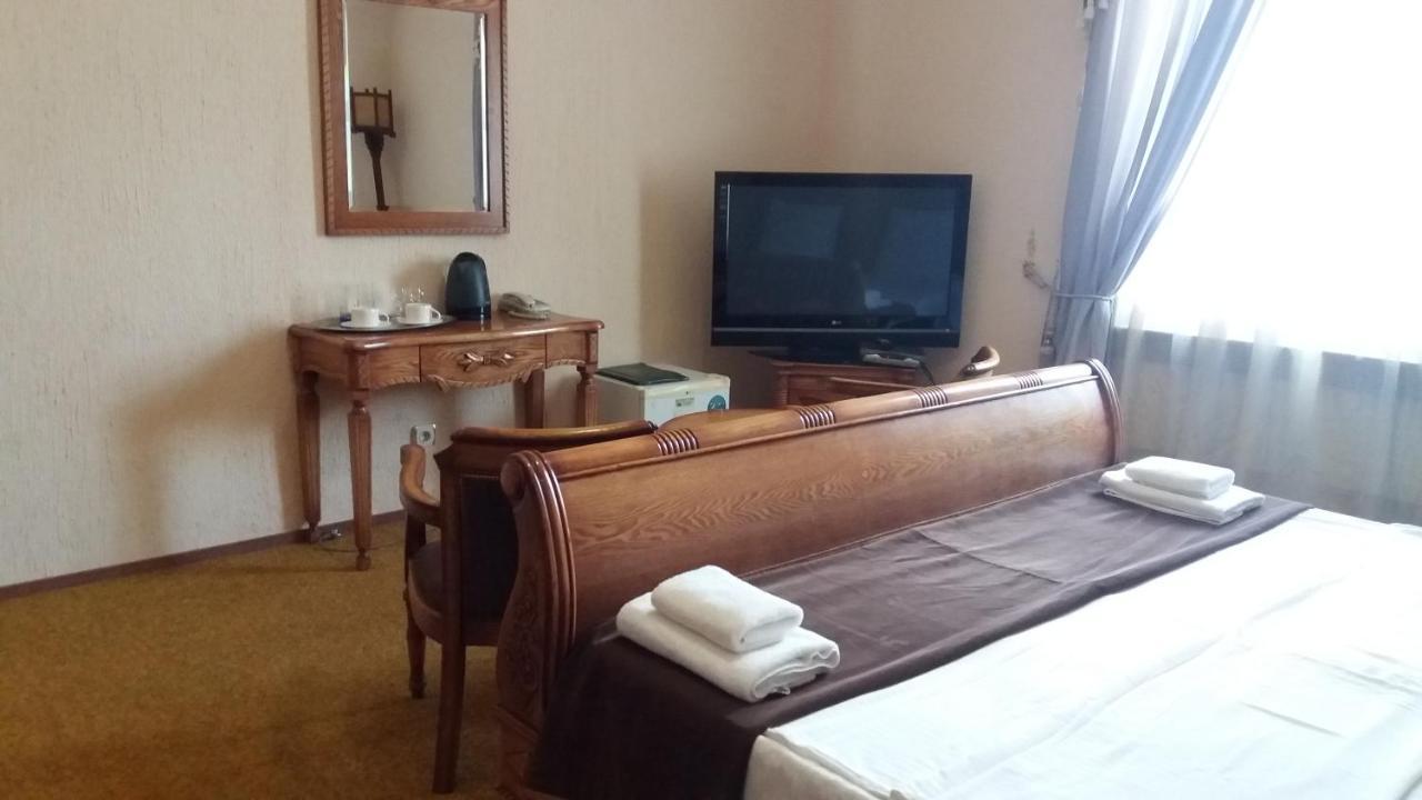 Saryarka Hotel Astana Bagian luar foto