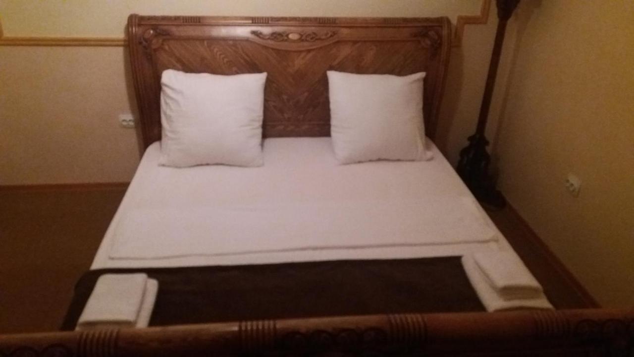 Saryarka Hotel Astana Bagian luar foto